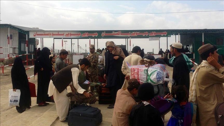 Les Taliban ferment les passages pour piétons à Torkham, à la frontière entre le Pakistan et l'Afghanistan