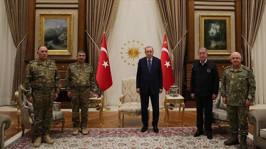 Turkish president receives Azerbaijani defense minister, chief of general staff