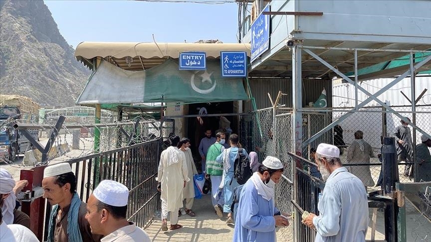 Les Taliban ferment les passages pour piétons à Torkham, à la frontière entre le Pakistan et l'Afghanistan