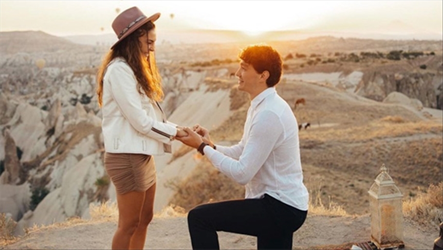 Cedi Osman evlilik teklifi için Kapadokyayı seçti