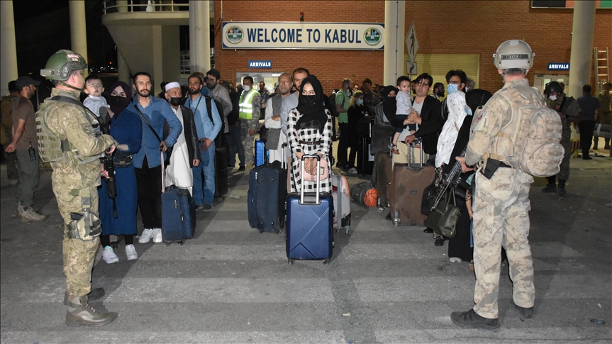 Tim teknis Qatar dan UEA akan tetap di bandara Kabul sampai beroperasi penuh