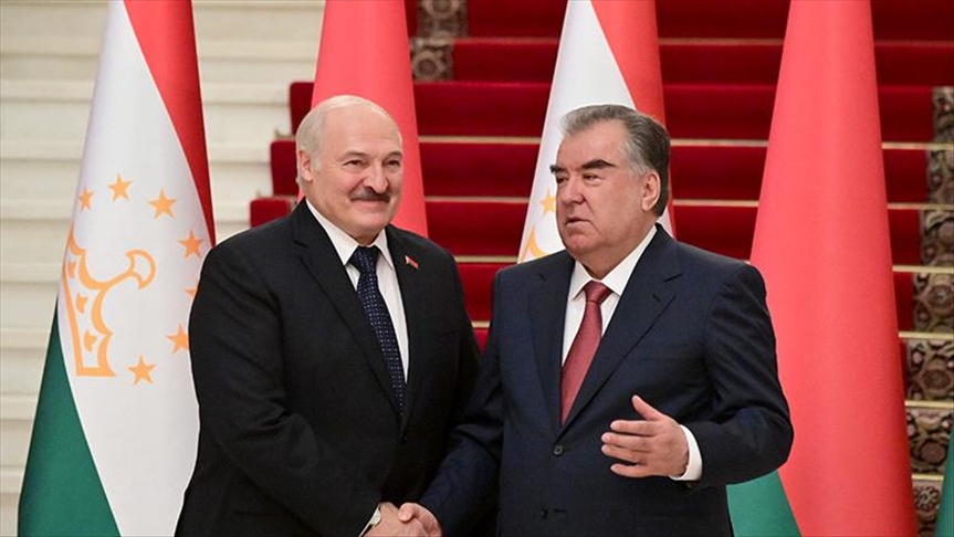 Lukashenko meets with Rakhmon in Dushanbe