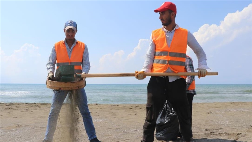 هطاي التركية.. تواصل جهود تنظيف تسرب النفط السوري