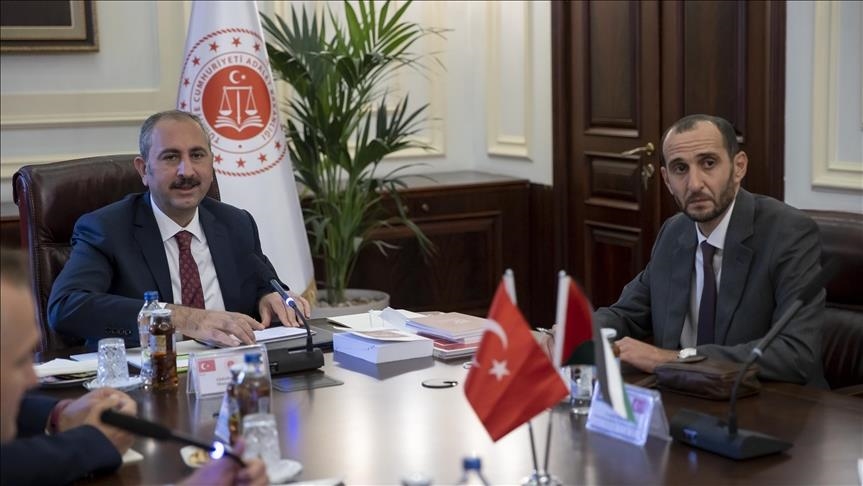وزير العدل التركي يستقبل نائب نقيب المحامين الفلسطينيين