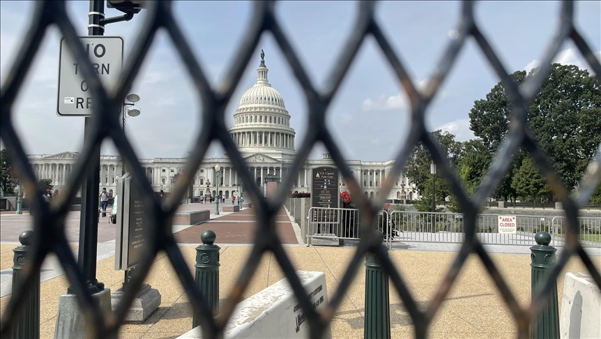 ABD Kongresi, aşırı sağcı grupların gösterisi nedeniyle tekrar demir çitle çevrildi