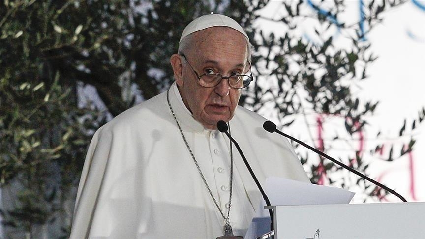 Le pape François condamne l'avortement et le qualifie de "crime"