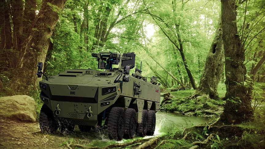 Türkiyenin yeni zırhlı aracı Altuğ 8x8 göreve hazırlanıyor
