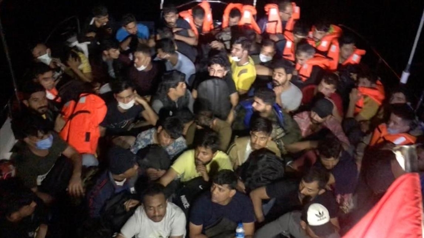 Turkey rescues 25 asylum seekers in Aegean Sea