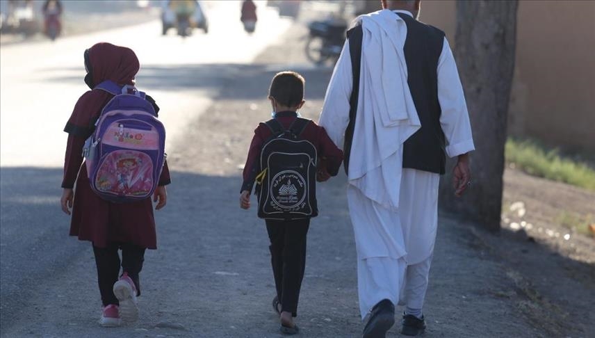 Taliban akan buka kembali sekolah bagi laki-laki di Afghanistan