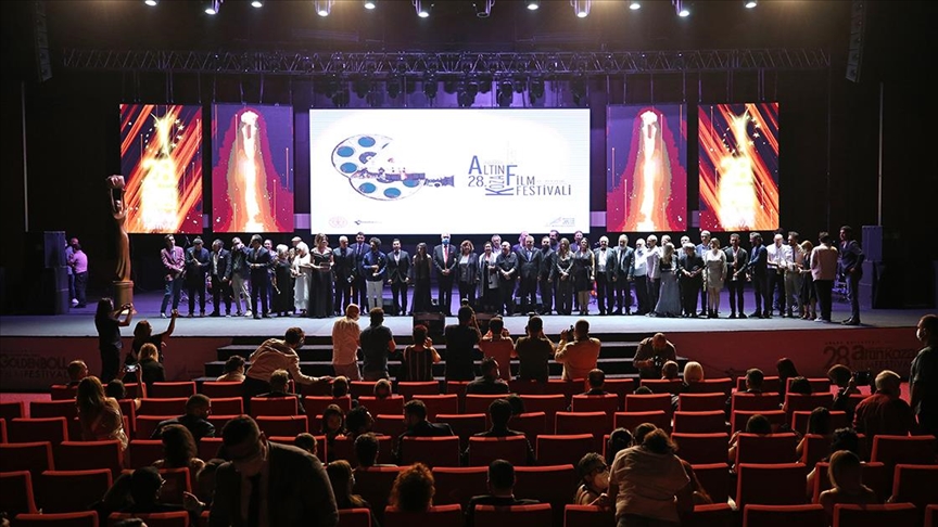 28. Uluslararası Adana Altın Koza Film Festivali'nde 'Büyük Ödüller' verildi
