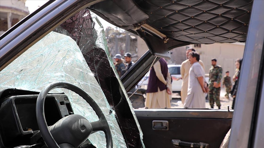 Taliban kontrolündeki Afganistanda düzenlenen bombalı saldırıda 2 sivil öldü