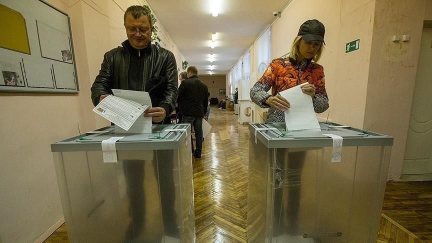 «Единая Россия» лидирует на выборах в Госдуму РФ 