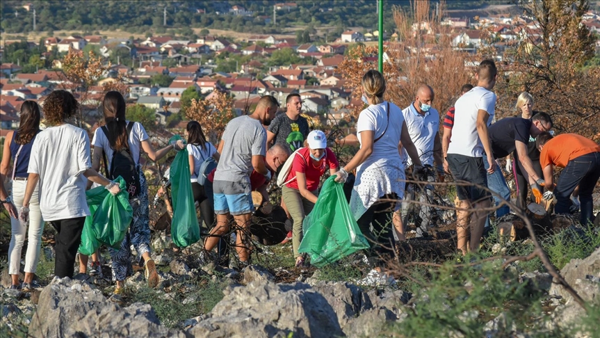 Uz 30 godina proglašenja Crne Gore ekološkom državom: Akcija čišćenja i pošumljavanja brda Gorica