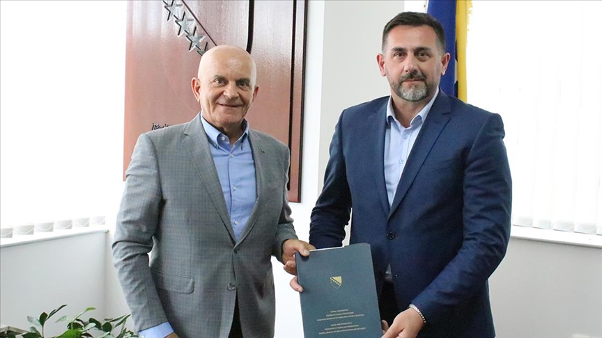 Ramić i Džafić potpisali sporazum: Počinje izgradnja puta Prnjavor - Čanići