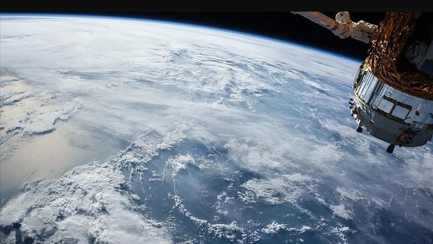 Çin Tiencou-3 kargo mekiğini uzay istasyonuna yolladı