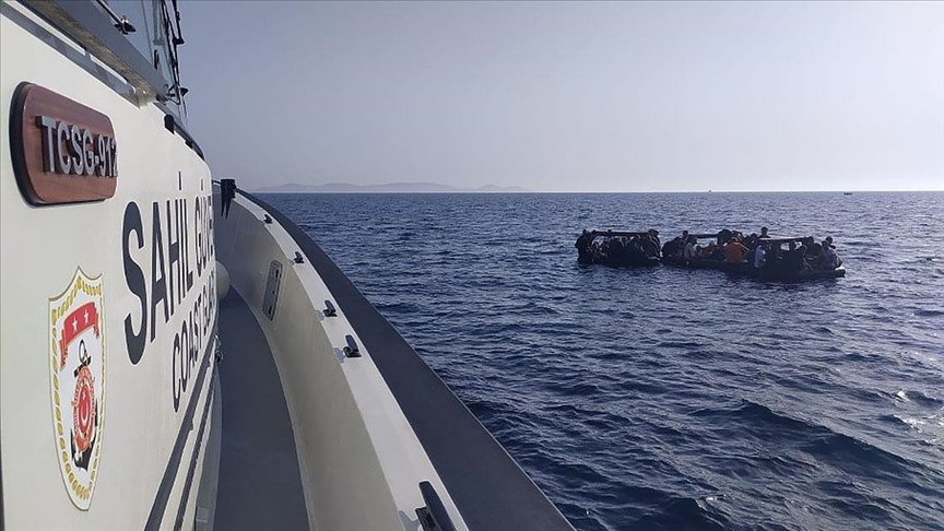Aydında Türk kara sularına geri itilen 158 kişi kurtarıldı