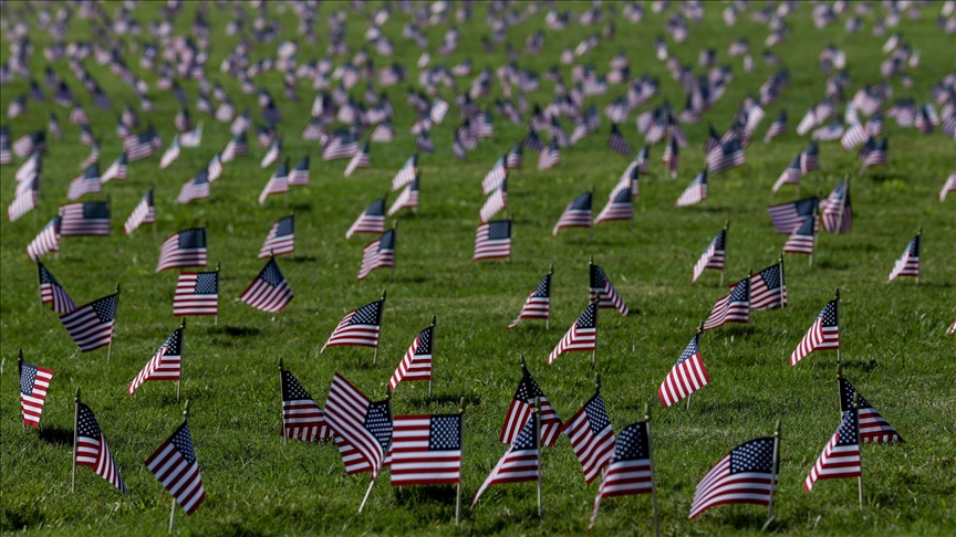 Od posljedica COVID-a umrlo skoro isto Amerikanaca koliko i tokom španske gripe