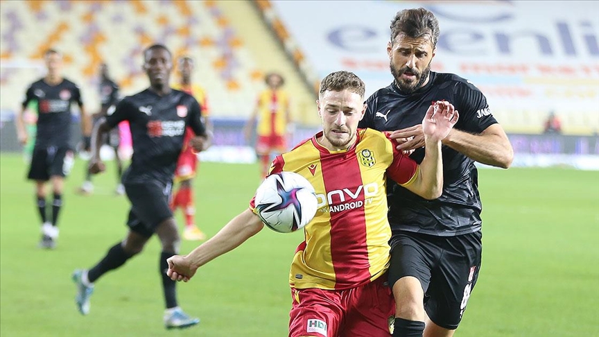 Demir Grup Sivasspor, deplasmanda Öznur Kablo Yeni Malatyasporu yendi