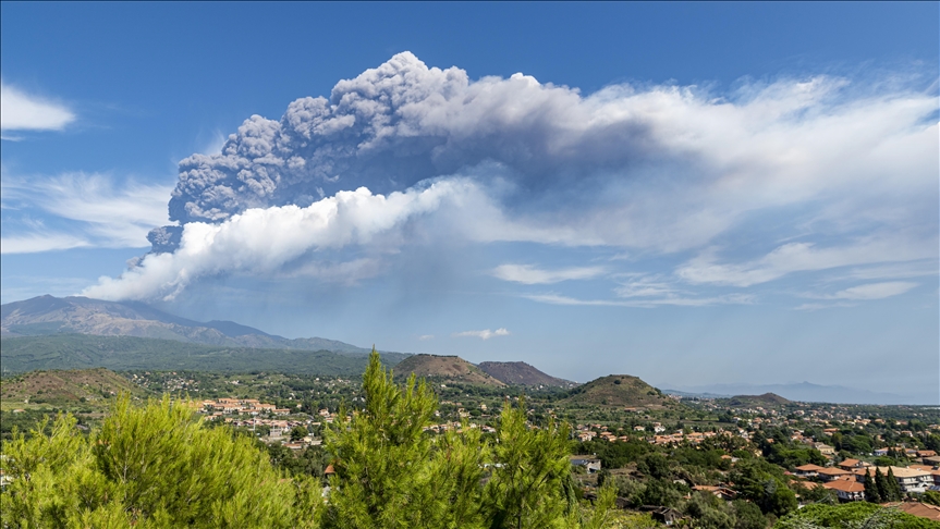 Italija: Ponovo eruptirao vulkan Etna 