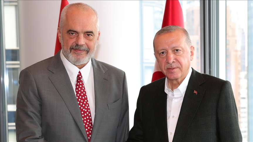 Presidenti turk Erdoğan takon kryeministrin shqiptar Rama në New York