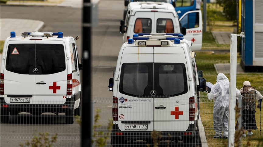 Число летальных исходов из-за COVID-19 в РФ превысило 200 тыс.