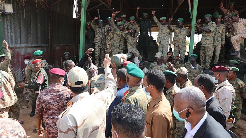Sudanda iktidar ortağı ÖDBG, orduyu demokratik geçişten caymakla suçladı