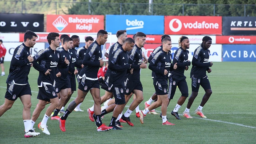 Beşiktaş'ın Altay maçı kamp kadrosu belli oldu