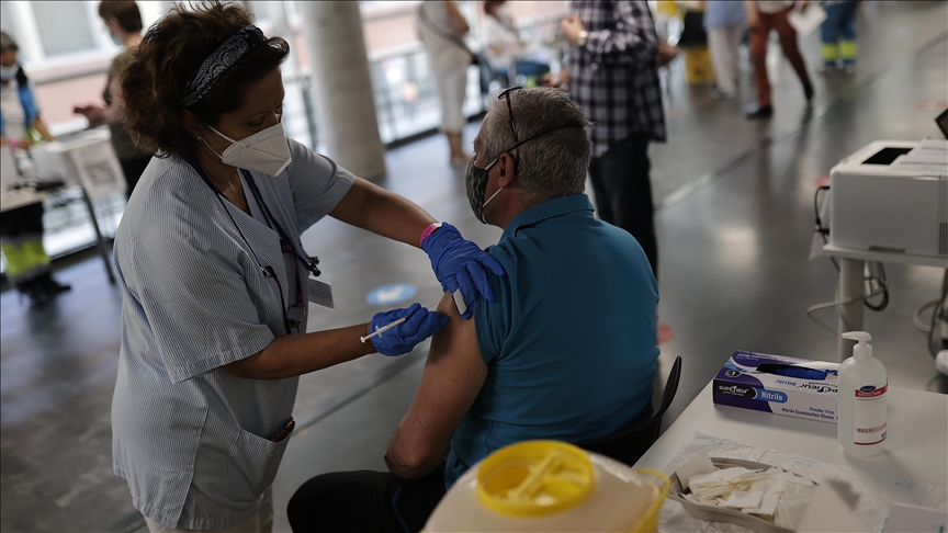 U Španiji protiv koronavirusa vakcinisano više od 76 posto građana