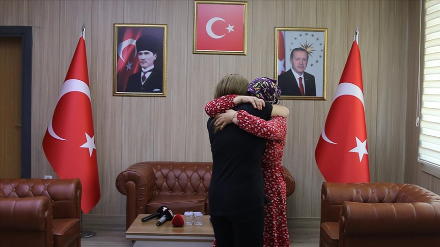 Napustila terorističku organizaciju PKK-a i nakon 22 godine susrela se sa sestrom
