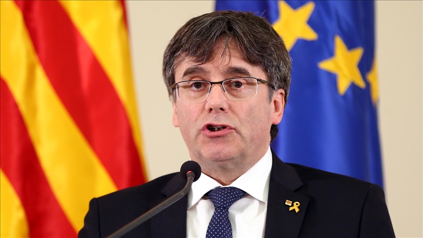 Eski Katalonya özerk hükümet başkanı Puigdemont, İtalyada gözaltına alındı