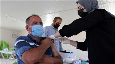 Number of coronavirus vaccine jabs given in Turkey tops 107M
