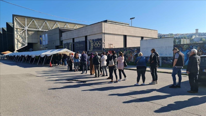 Sarajevo: Na punktu u "Zetri" dostupne vakcine Pfizer, Sinopharm i AstraZeneca