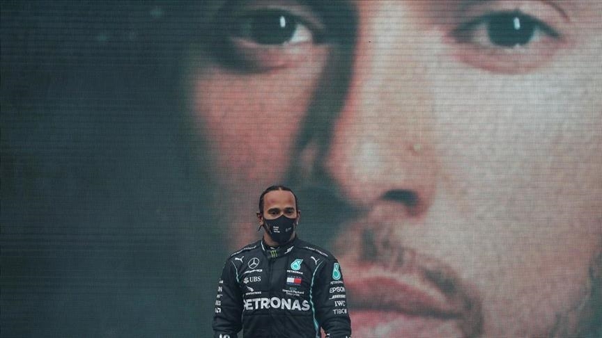 Hamilton takes his 100th Formula One win in Russia