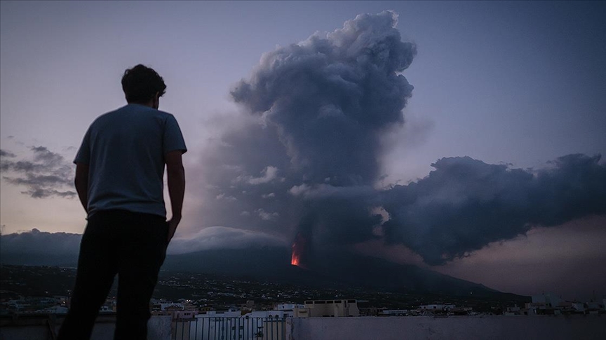 La Palma Adasında lavlar nedeniyle bir haftada 462 ev yandı