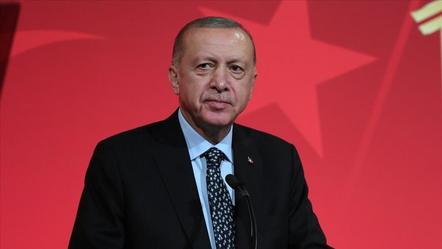 أردوغان: على واشنطن أن تحدد هل ستتحرك معنا أم مع الإرهابيين؟