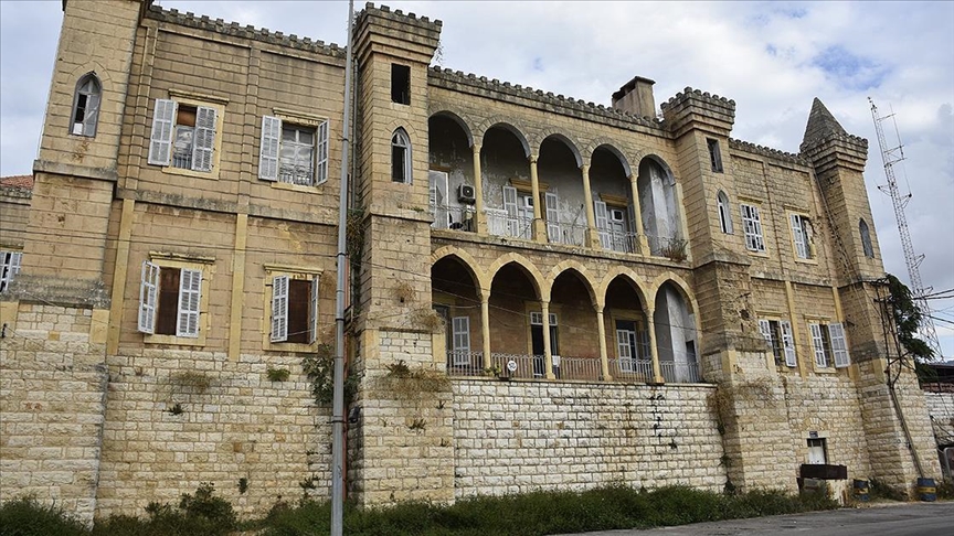 Lübnanda Osmanlı dönemine ait 250 yıllık Baabda Köşkü restore edilmeyi bekliyor