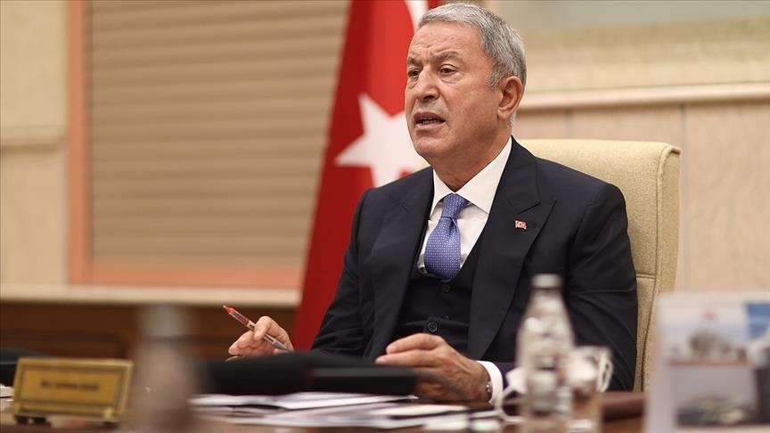 وزير الدفاع التركي: نتابع بدقة التطورات شمالي سوريا