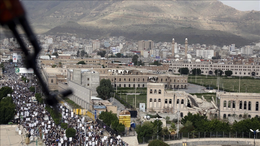 اليمن يطلب دعما دوليا عاجلا لتفادي انهيار الاقتصاد