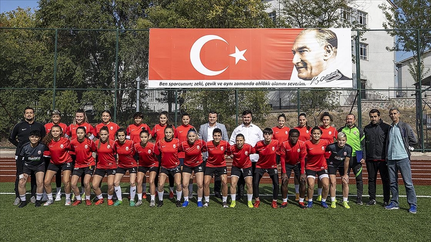 Futbolda başkentin Süper Ligdeki tek temsilcisi: ABB FOMGET Kadın Takımı