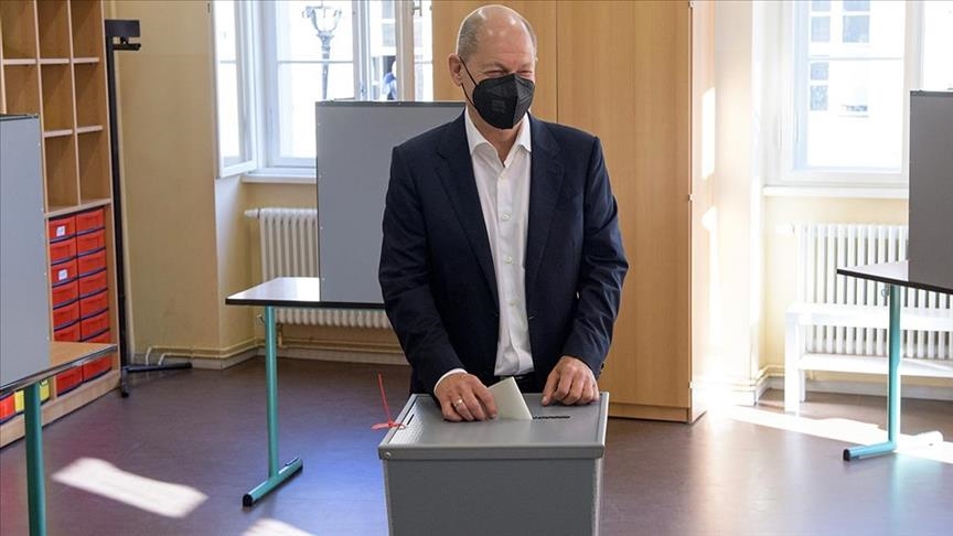 В Германии на выборах в Бундестаг выиграли социал-демократы