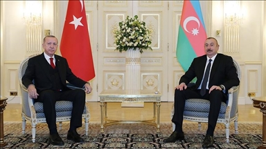 Erdogan s’entretient avec son homologue azerbaïdjanais, Aliyev