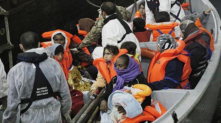 Više od 500 neprijavljenih migranata stiglo na italijanski otok Lampedusa