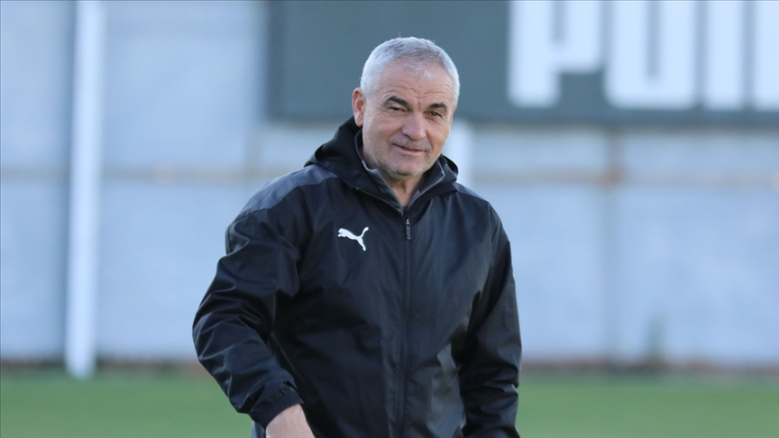 Sivasspor Teknik Direktörü Çalımbay'dan Beşiktaş maçı değerlendirmesi: Orada maç oynamak kolay değil