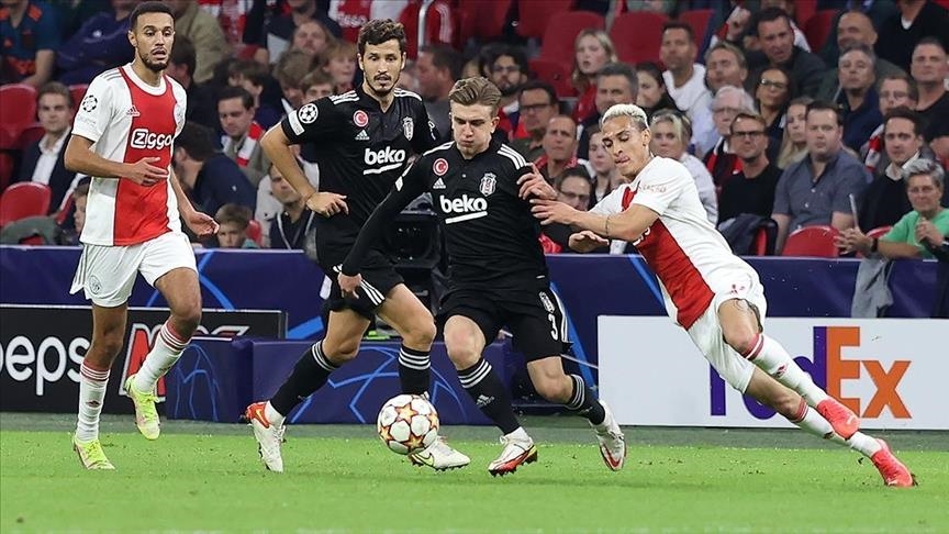 Ajax beat Besiktas 2-0 with first-half goals in Champions League