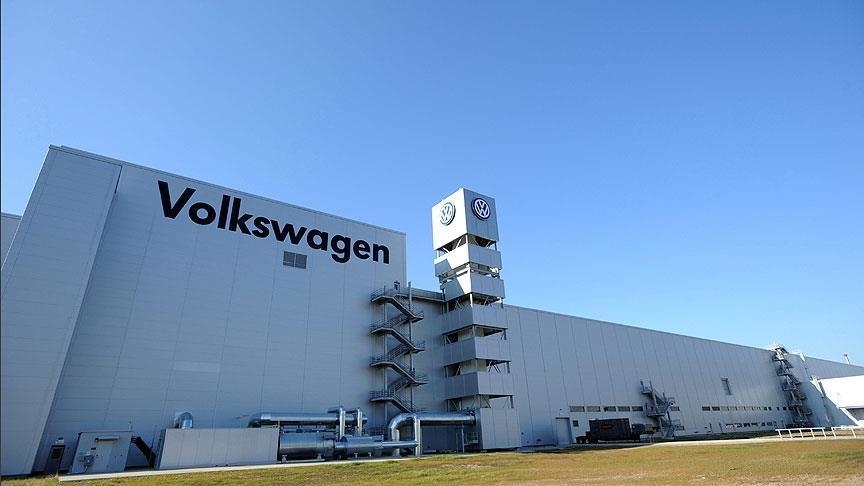 EU urges Volkswagen to pay citizens compensation over 'Dieselgate'