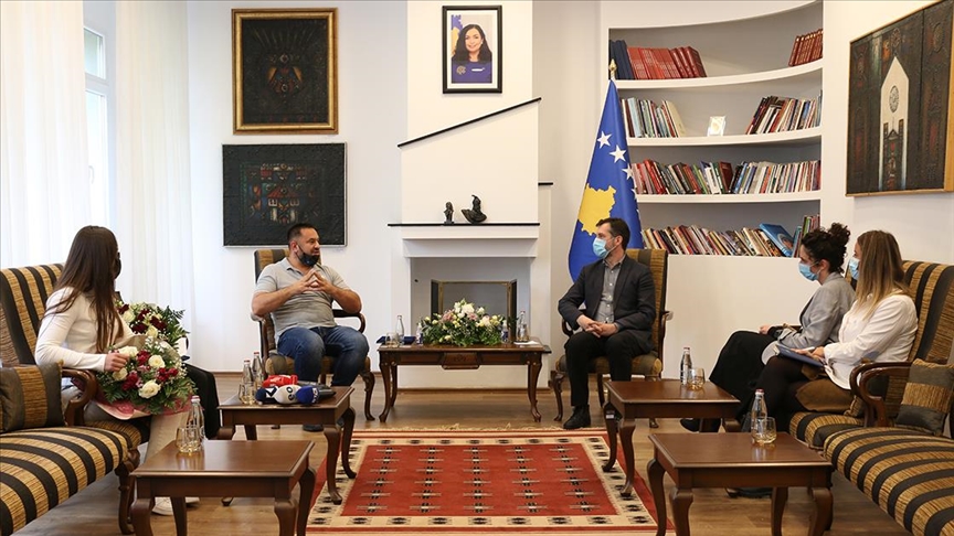 Kosovo: Uručene državne nagrade za olimpijska odličja džudistkinjama i treneru