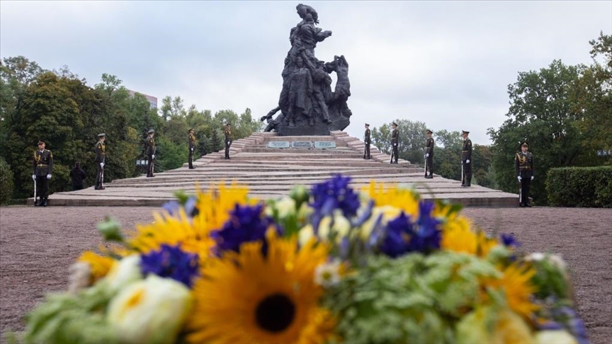 В Украине почтили память жертв Бабьего Яра