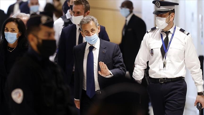 Nicolas Sarkozy fue sentenciado a un año de prisión por la financiación ilegal de su campaña