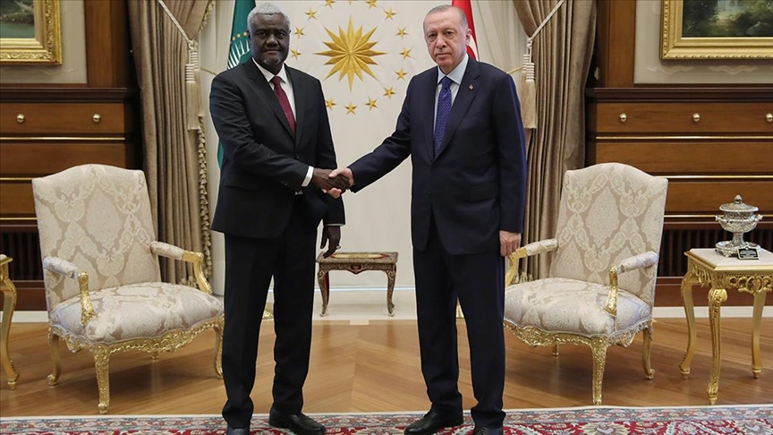 Cumhurbaşkanı Erdoğan Afrika Birliği Komisyonu Başkanı Mahamatı kabul etti