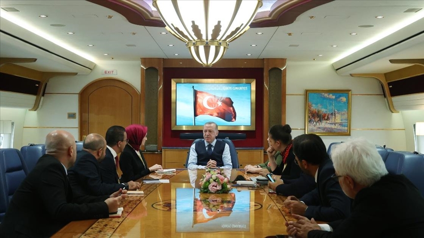 Cumhurbaşkanı Erdoğan: Başkanlık sistemiyle inşallah yolumuza devam edeceğiz